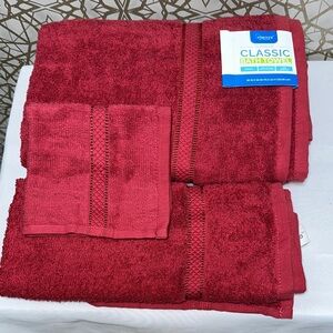 Classic Rich Red Bath Towel Set